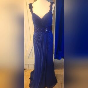 Elegant Blue Evening Gown